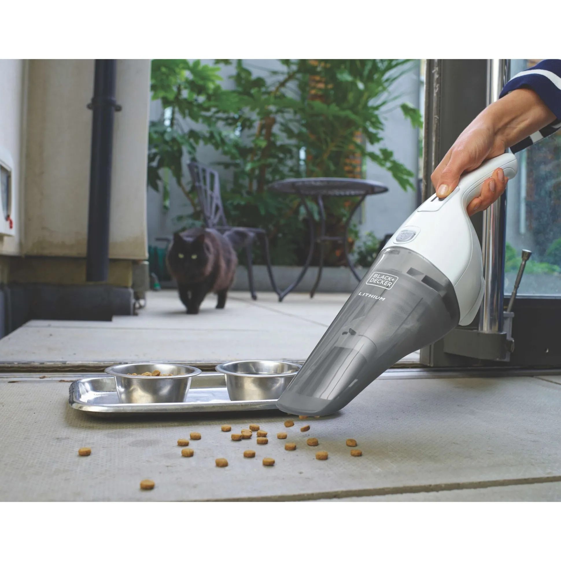 dustbuster® Hand Vacuum, Powder White