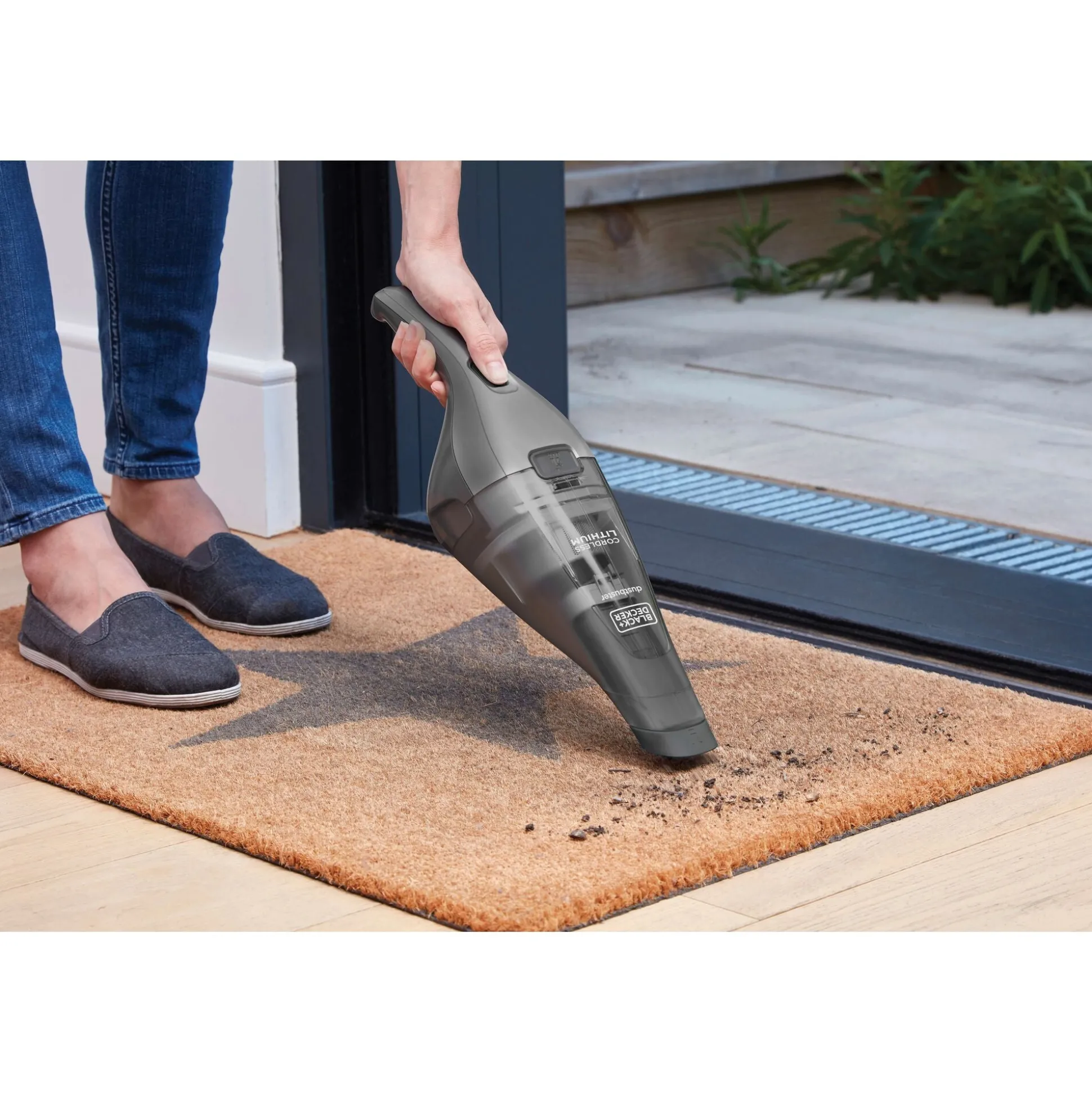 dustbuster® Quickclean™ Cordless Hand Vacuum