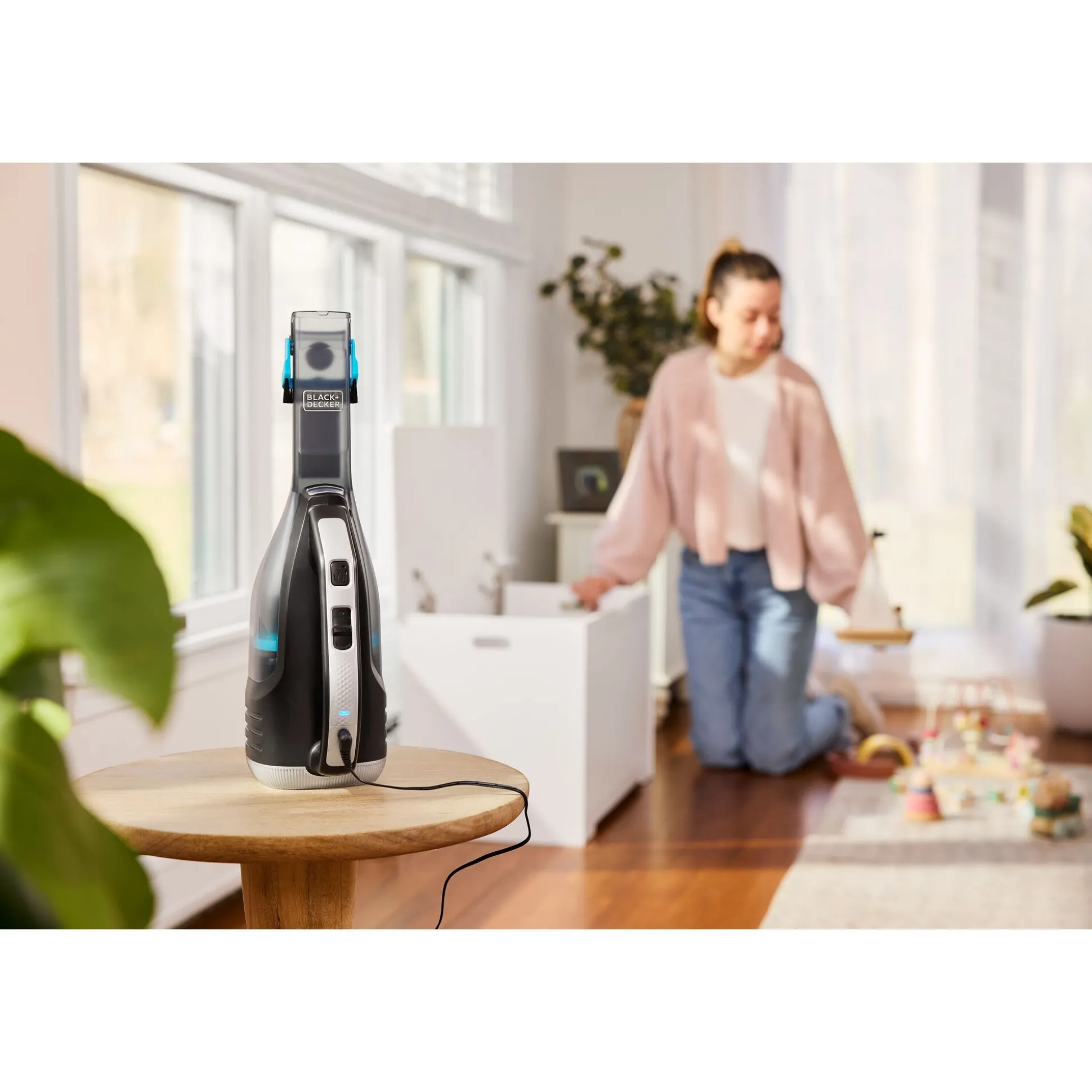 dustbuster® reveal™ Cordless Handheld Vacuum, With Jack Plug Charger