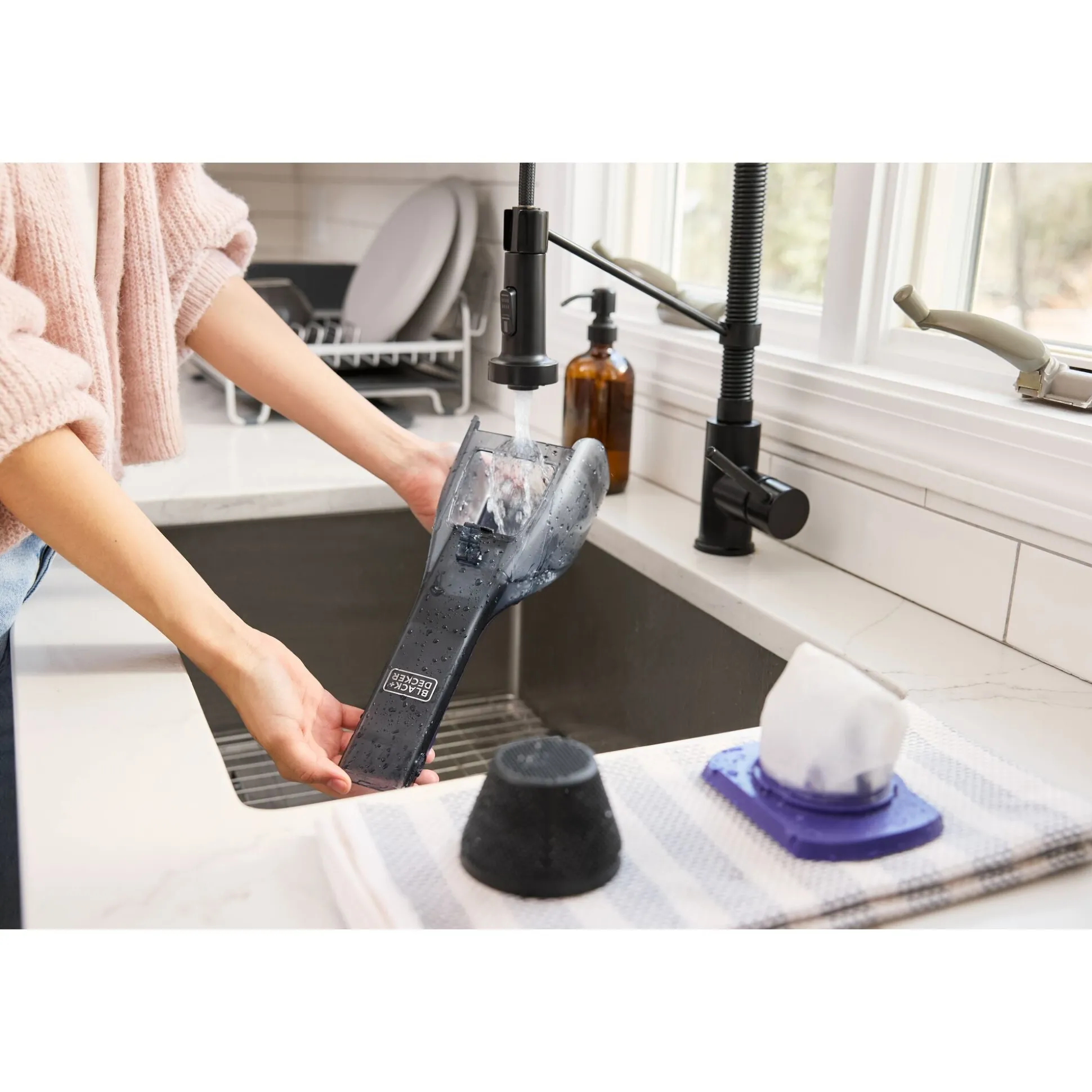 dustbuster® reveal™ Cordless Handheld Vacuum, Pet, with Replacement Filter