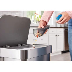 12V MAX* dustbuster® Cordless Hand Vacuum AdvancedClean™ with Charger, Filter and Brush Crevice Tool