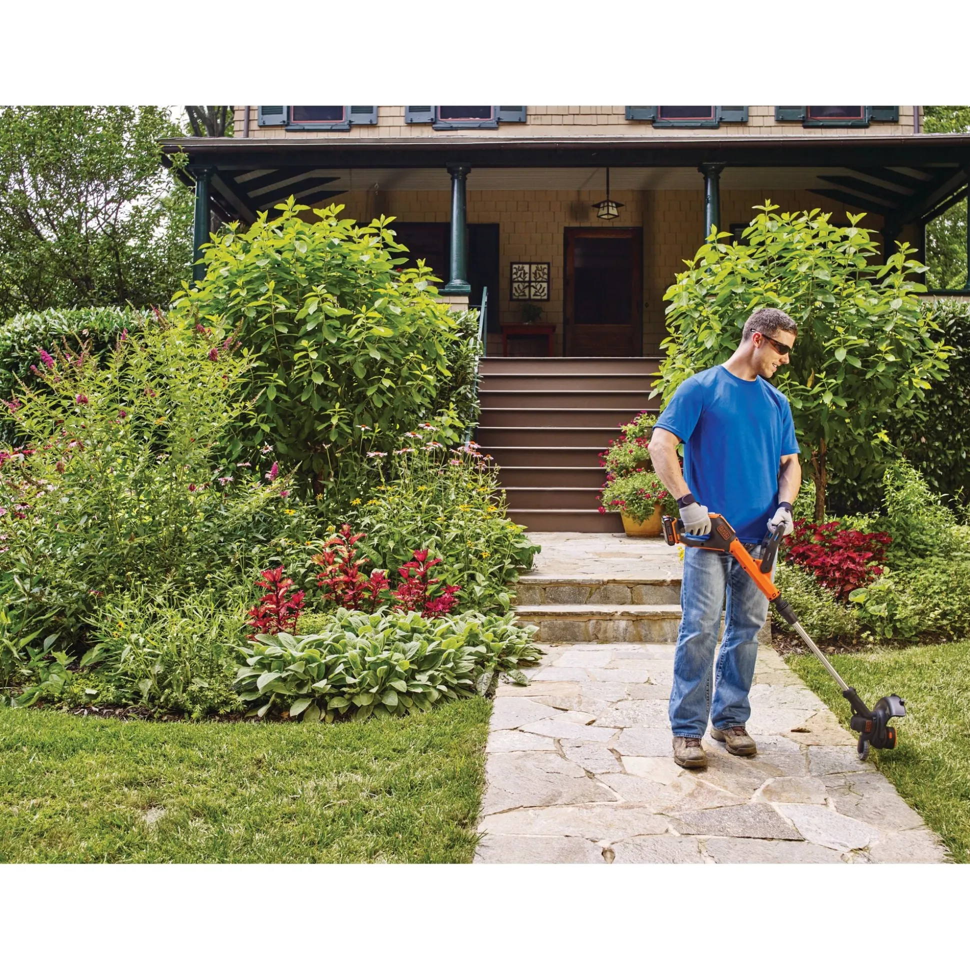 20V MAX* EASYFEED™ Cordless String Trimmer and Edger, Battery and Charger Included