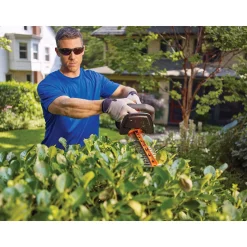 20V MAX* POWERCUT Cordless 22 Inch Hedge Trimmer, Battery and Charger Included